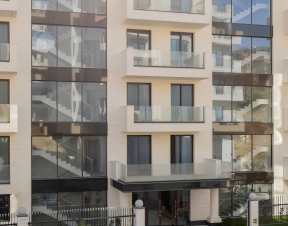 thumb Elizabeth Residence260