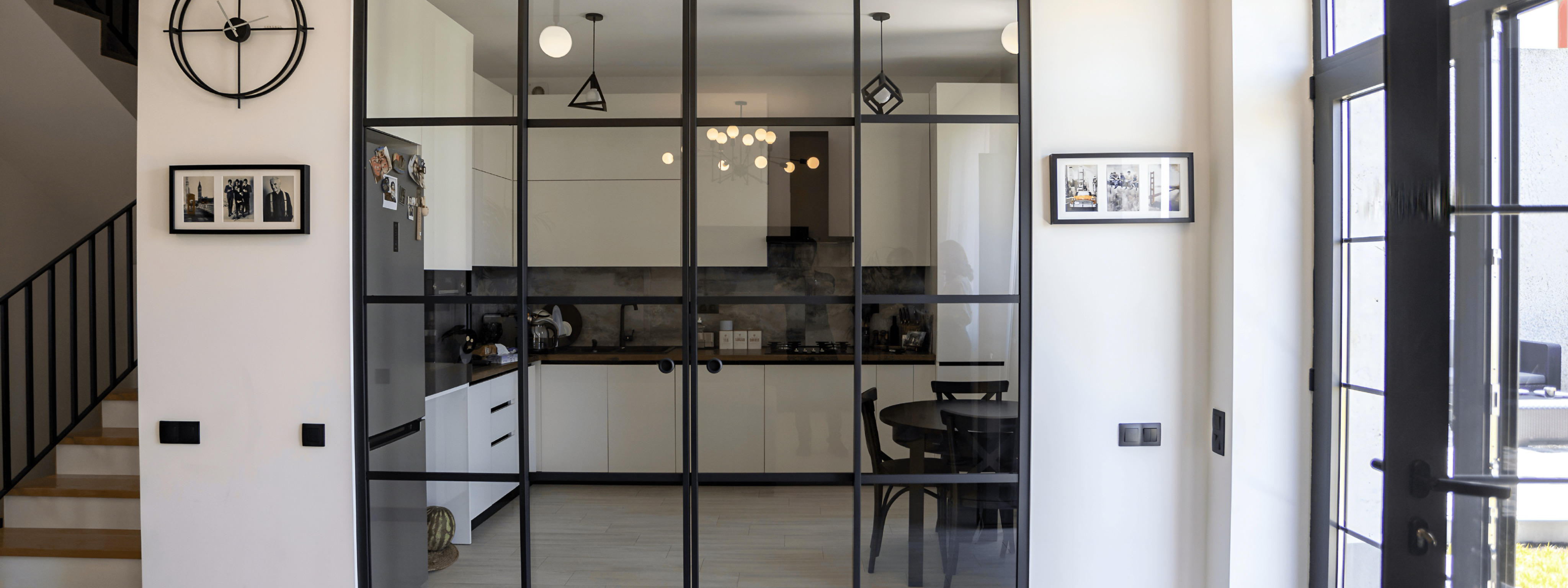 galleryImage