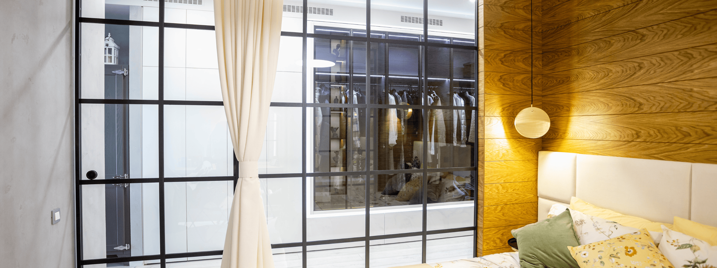 galleryImage