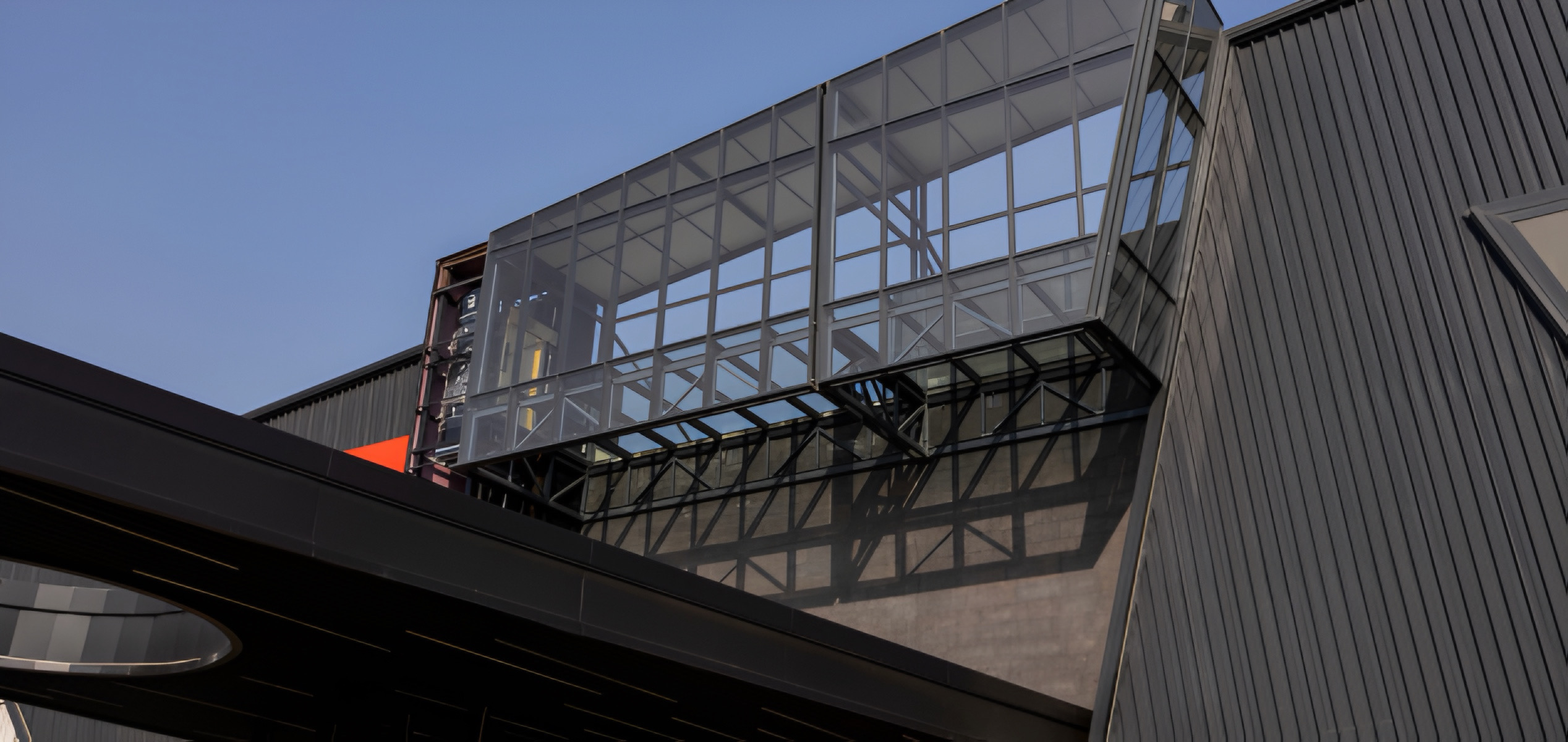 Homplex Hyper Mall305