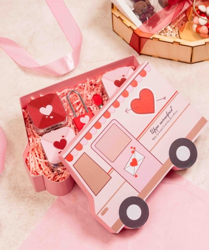 Նվեր տուփ սիրելիի համար №571