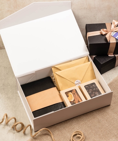 Նվեր տուփ Նոթատետրով և թեյով №596