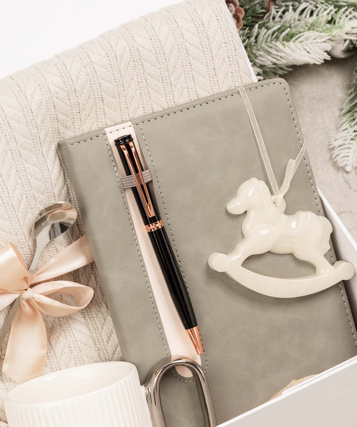 Подарочная коробка «THE BOX» №547 Новогодняя3