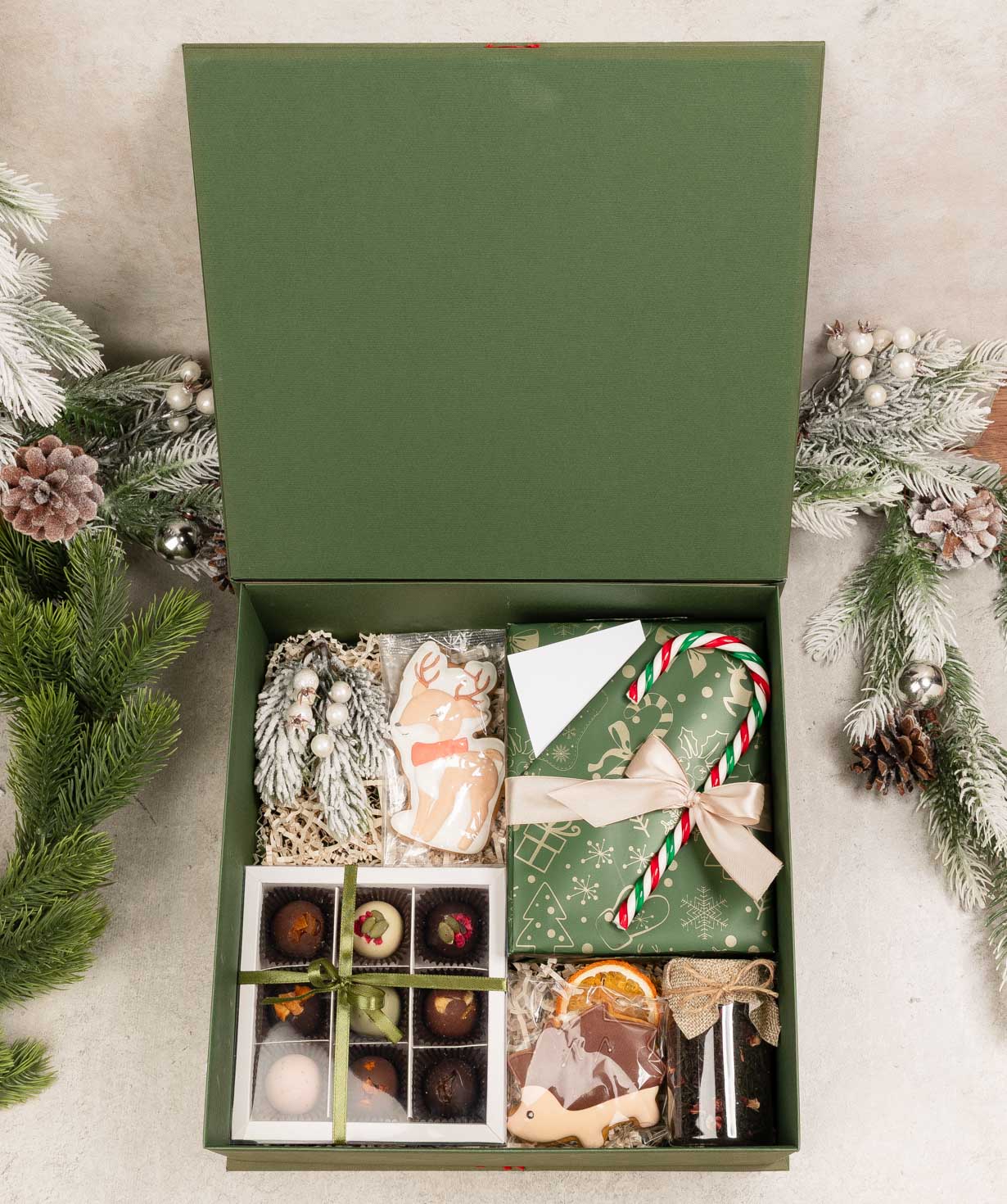 Подарочная коробка «THE BOX» №556 Новогодняя4