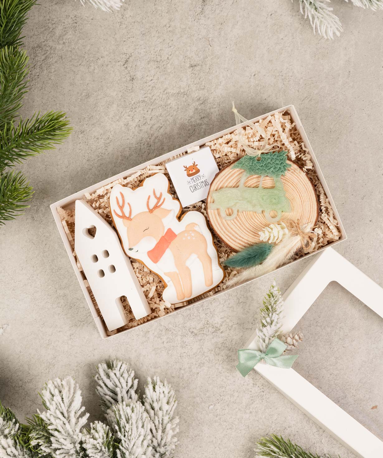 Подарочная коробка «THE BOX» №557 Новогодняя3