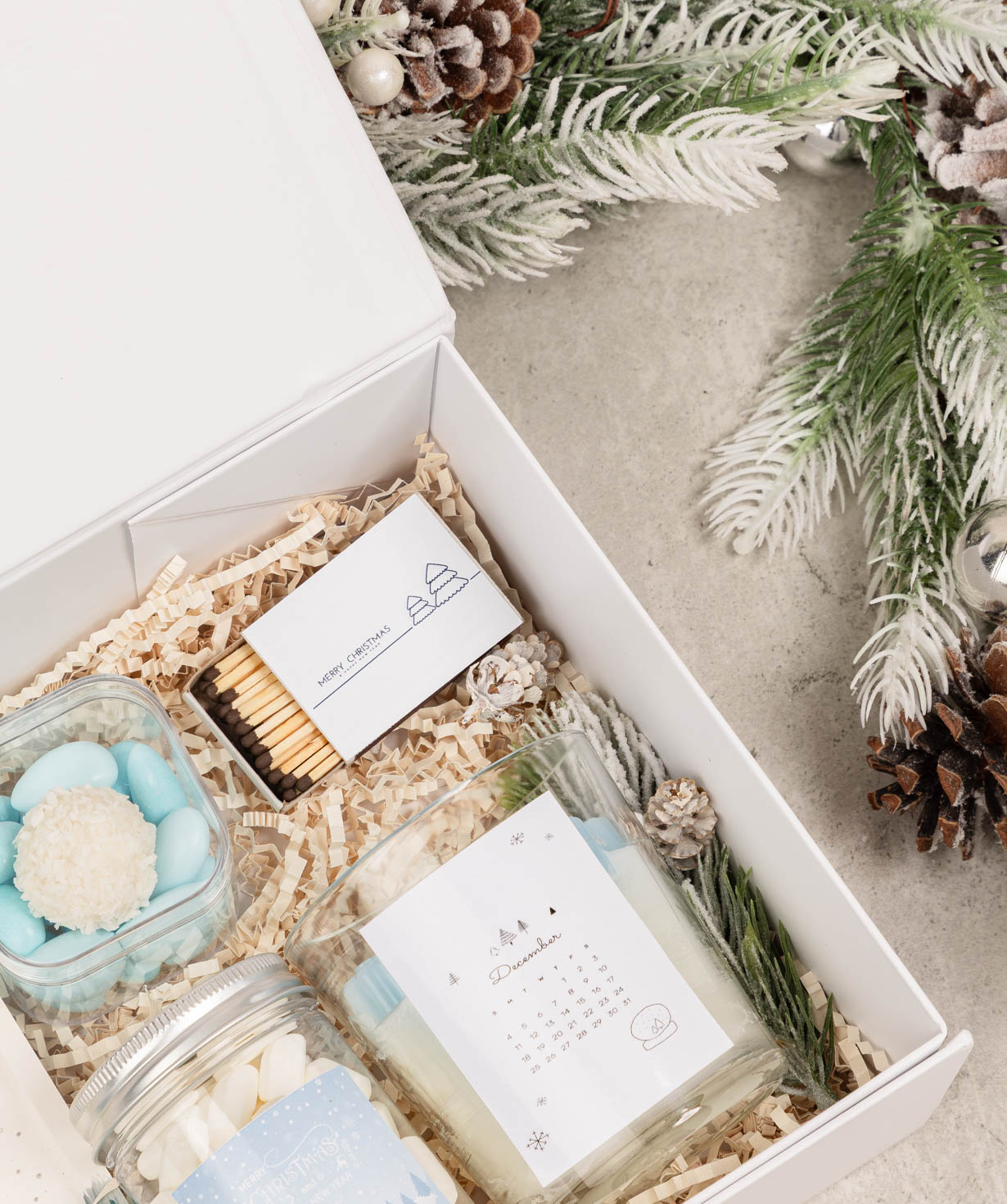 Подарочная коробка «THE BOX» №552 Новогодняя5