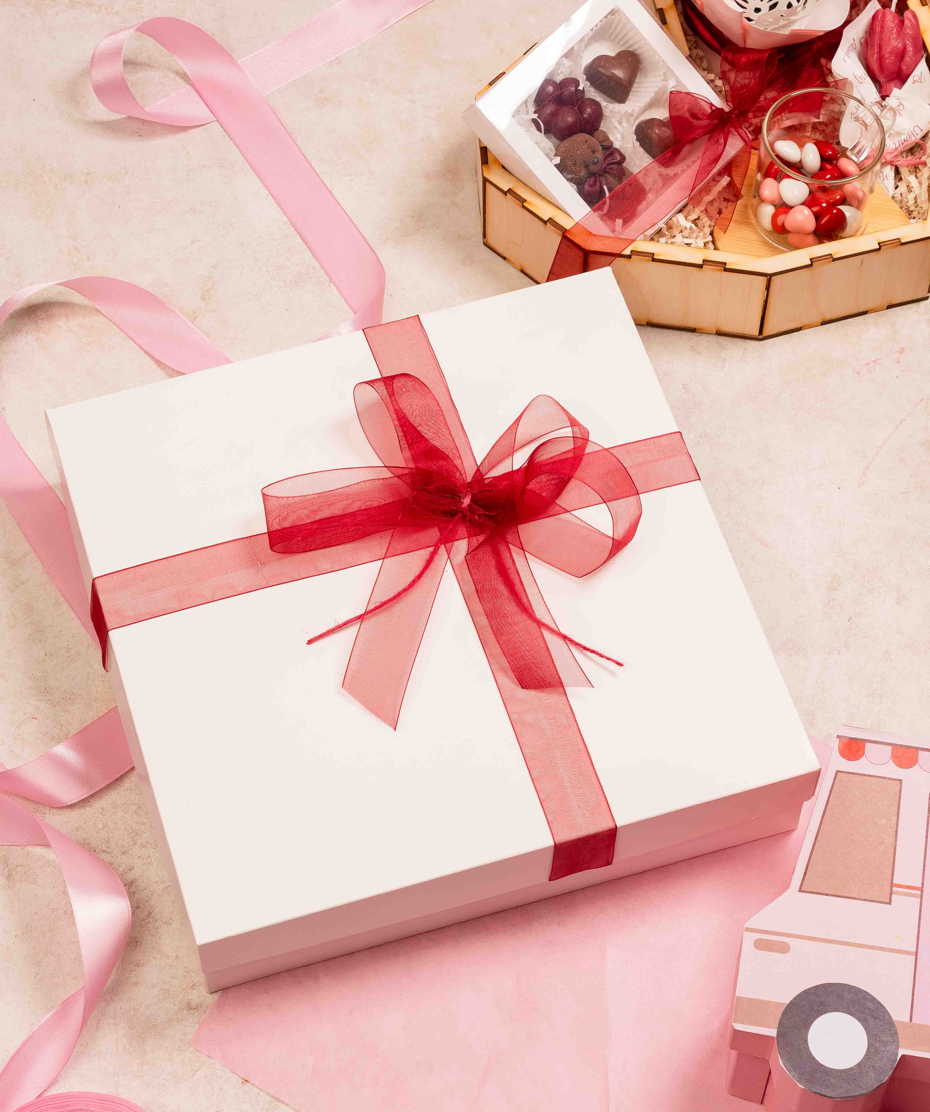 Նվեր տուփ սիրելիի համար №5691