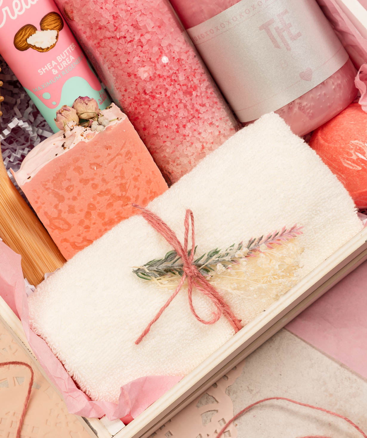 Նվեր տուփ սիրելիի համար №5844